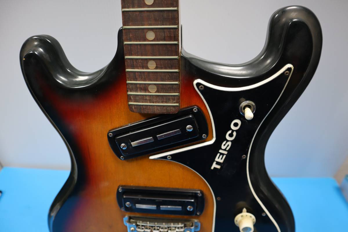 N0702 $ TEISCO モデル V-2 / エレキギター シリアル：348863 JAPAN 