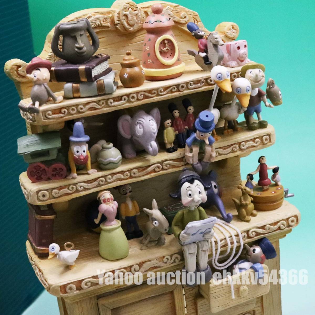 WDCC ピノキオ Pinocchio ゼペットじいさんのおもちゃ棚 WDCC ピノキオ Pinocchio ゼペットじいさんのおもちゃ棚 - メルカリ