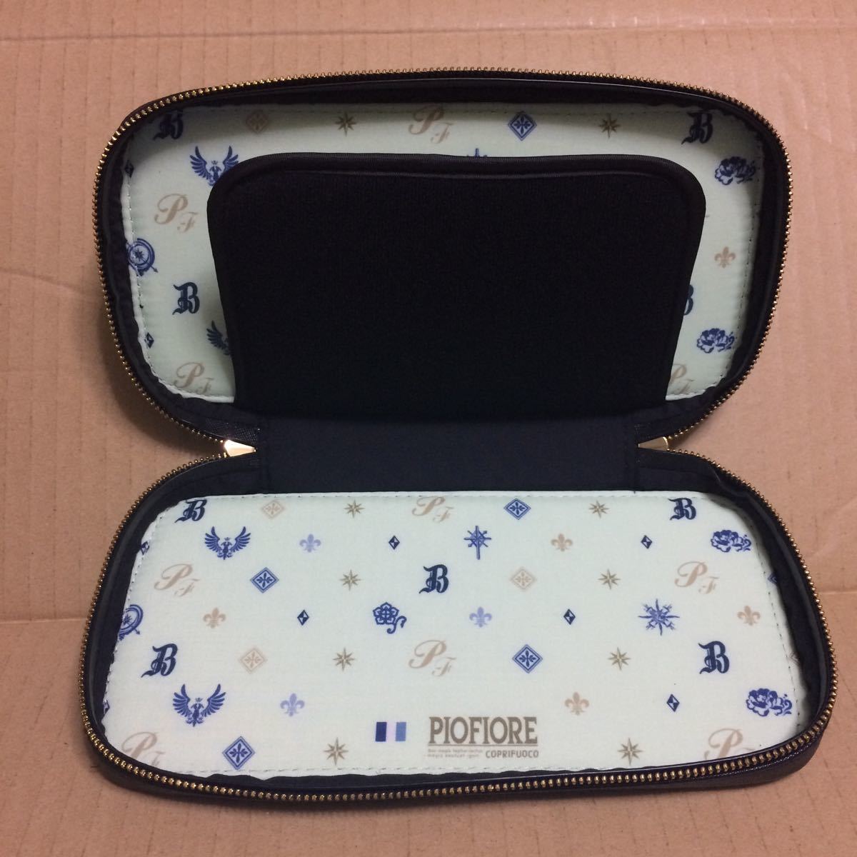 ピオフィオーレの晩鐘 Nintendo Switch Lite ポーチ ケース ピオフィ 