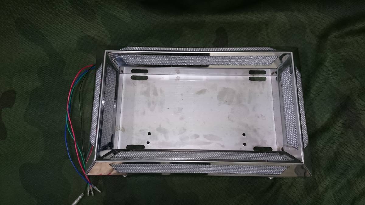  チョイ訳アリ 汎用タイプ ４WD Kトラ デコトラ ジムニー ステンレス製 ナンバー枠 アクリル 中型用 １個 450&times;280&times;奥行60(ナンバーフレーム)｜売買されたオークション情報、yahooの商品情 外装