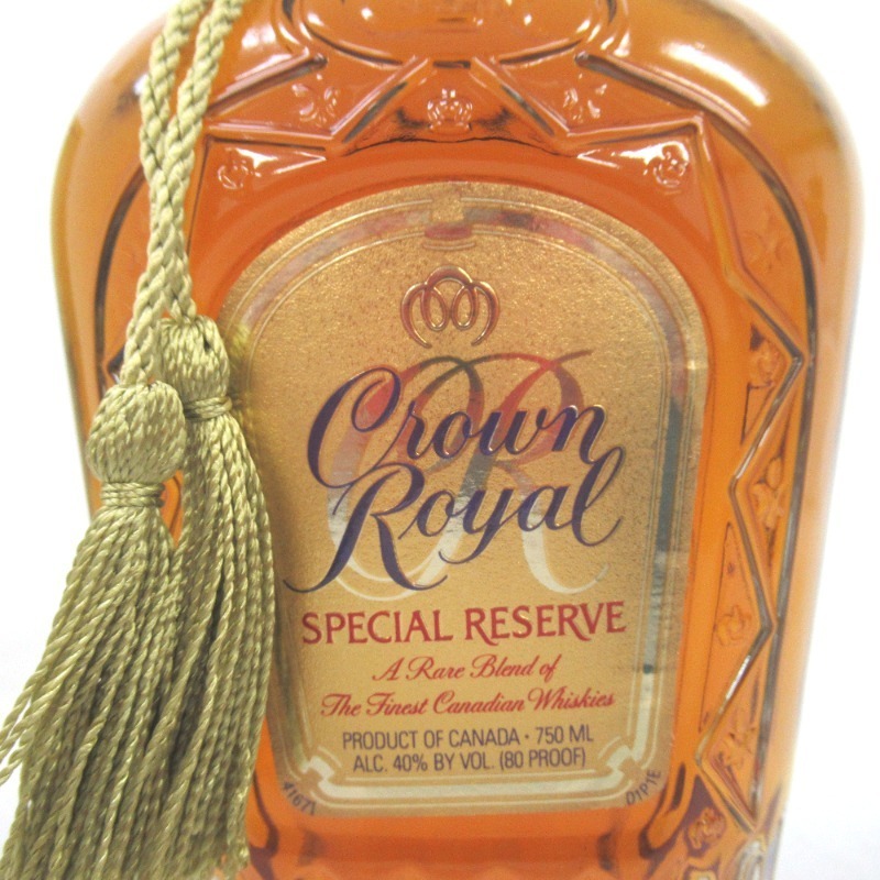 クラウンロイヤル スペシャルリザーブ 750ml 箱付 Royal クラウン