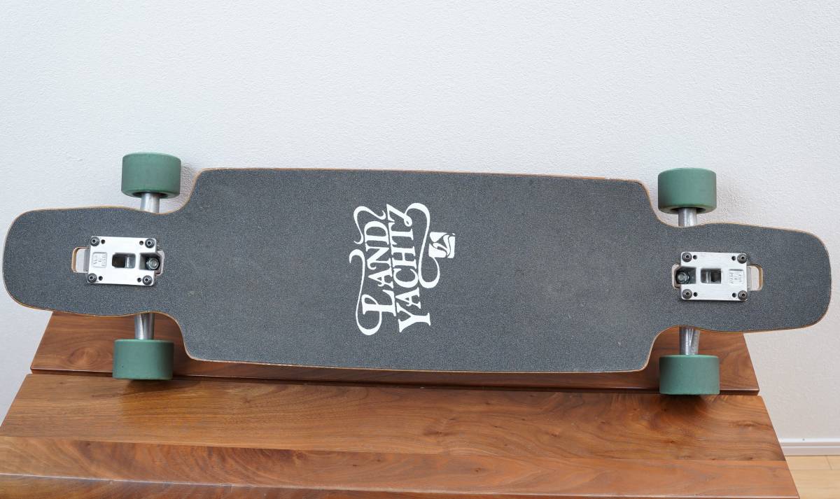 Landyachtzランドヤッツ スケートボード（美中古】LANDYACHTZ スイッチ  