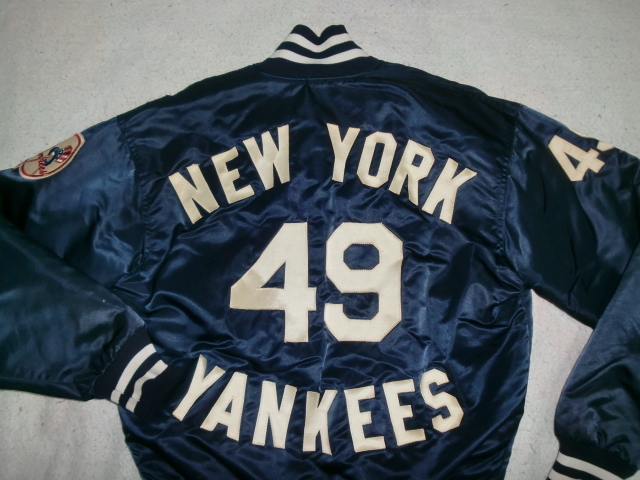 ☆`80sアメリカ製 Catch ball N.Y. YANKEES ナイロンサテンスタジャン