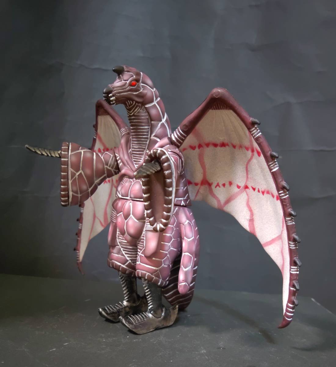 ウルトラ怪獣ソフビ　パワードドラコ　リペイント完成品 ウルトラ怪獣ソフビ パワードドラコ リペイント完成品(怪獣、宇宙人