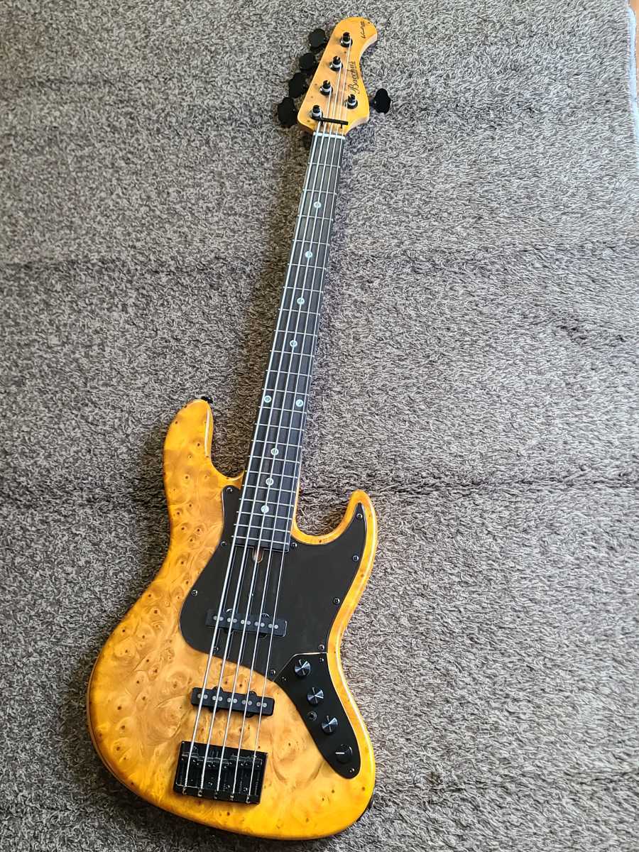 バッカス ハンドメイドシリーズ ベース ５弦 限定品 Woodline エレキベース本体 売買されたオークション情報 Yahooの商品情報をアーカイブ公開 オークファン Aucfan Com