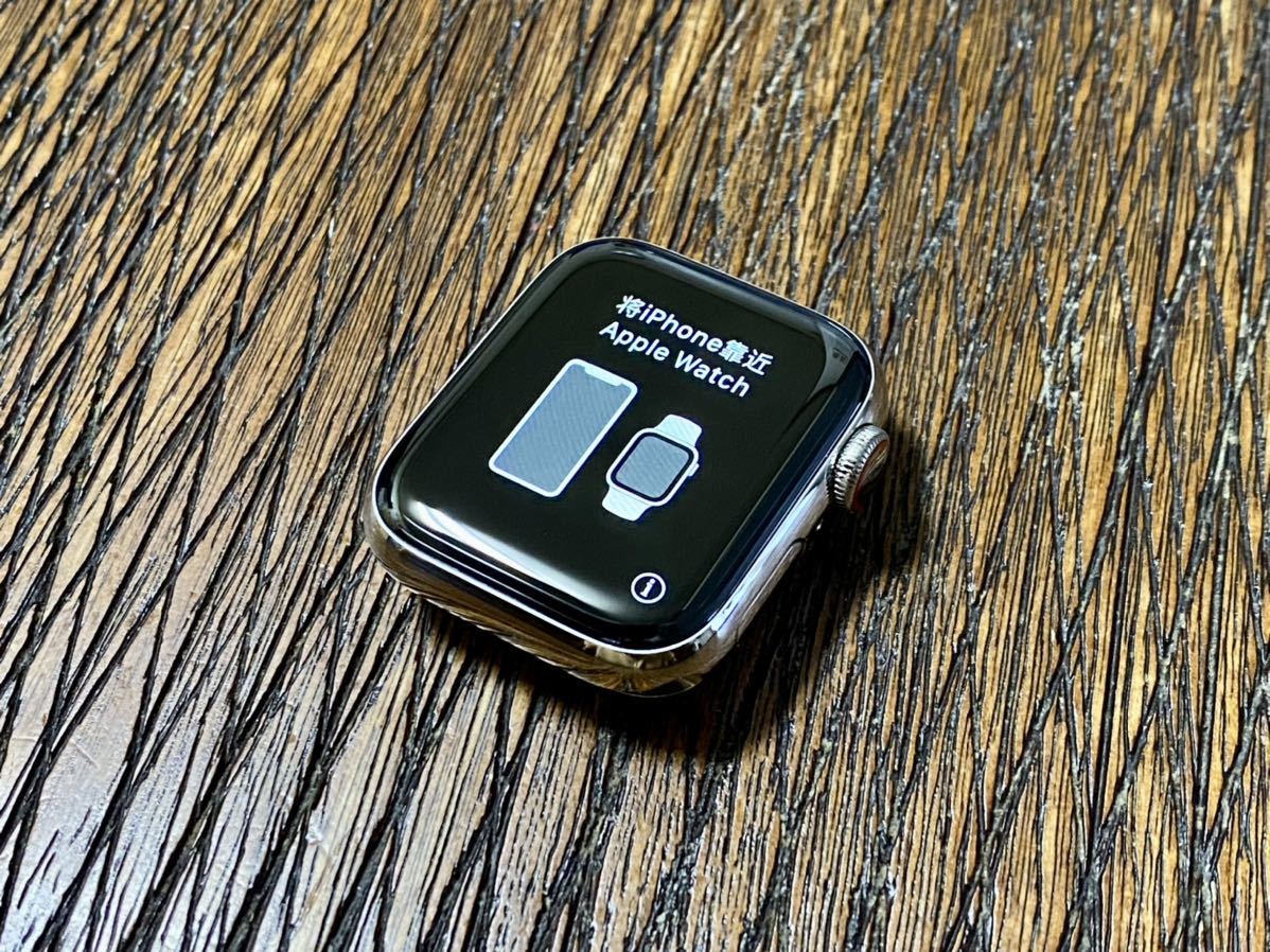 Apple Watch HERMES series5 40mm シルバー Apple Watch HERMES Apple Watch HERMES series5 40mm シルバー Apple Watch HERMES