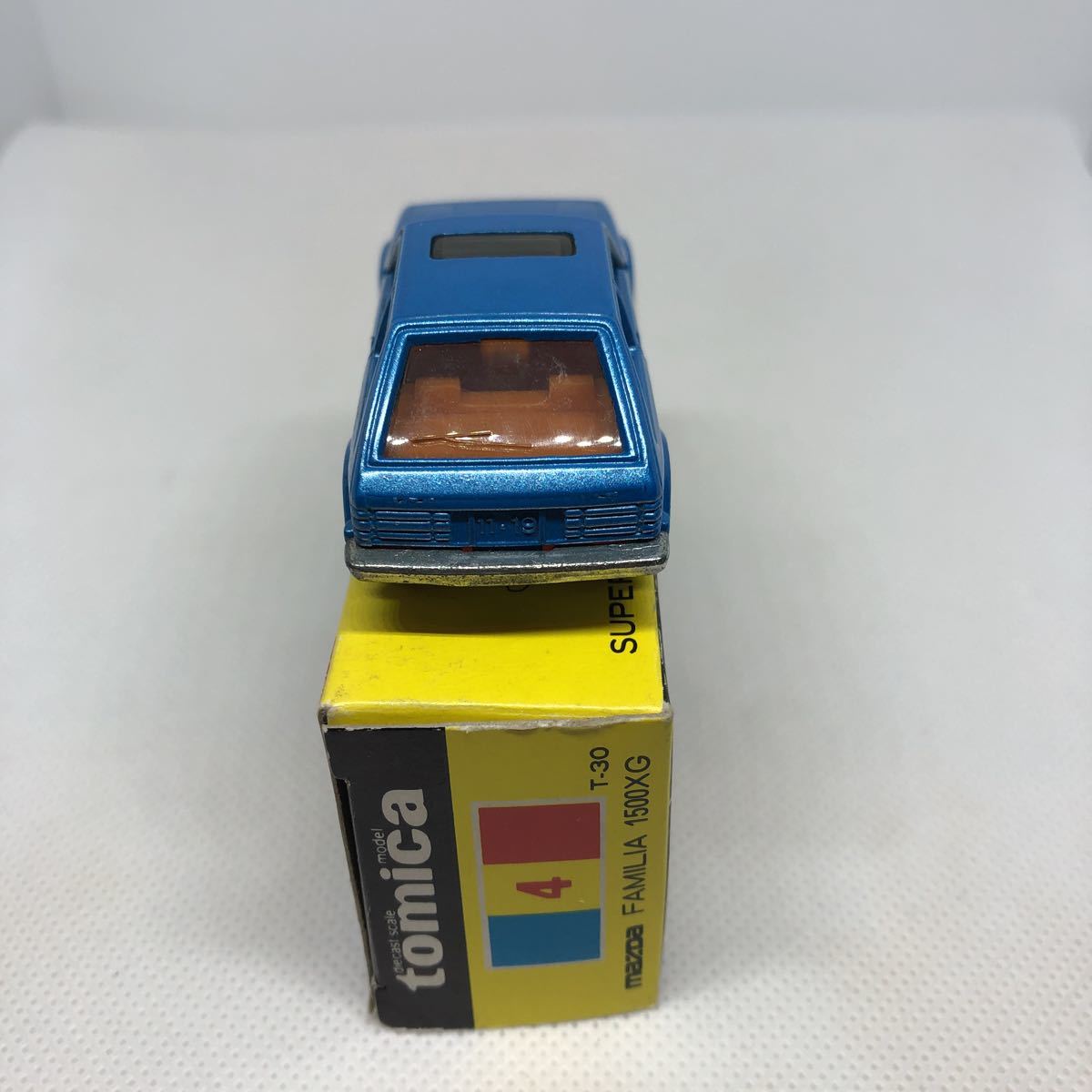 トミカ マツダファミリア1500XG バケーションセット トミカ 日本製 4 マツダ ファミリア 1500XG バケーションセット バラ