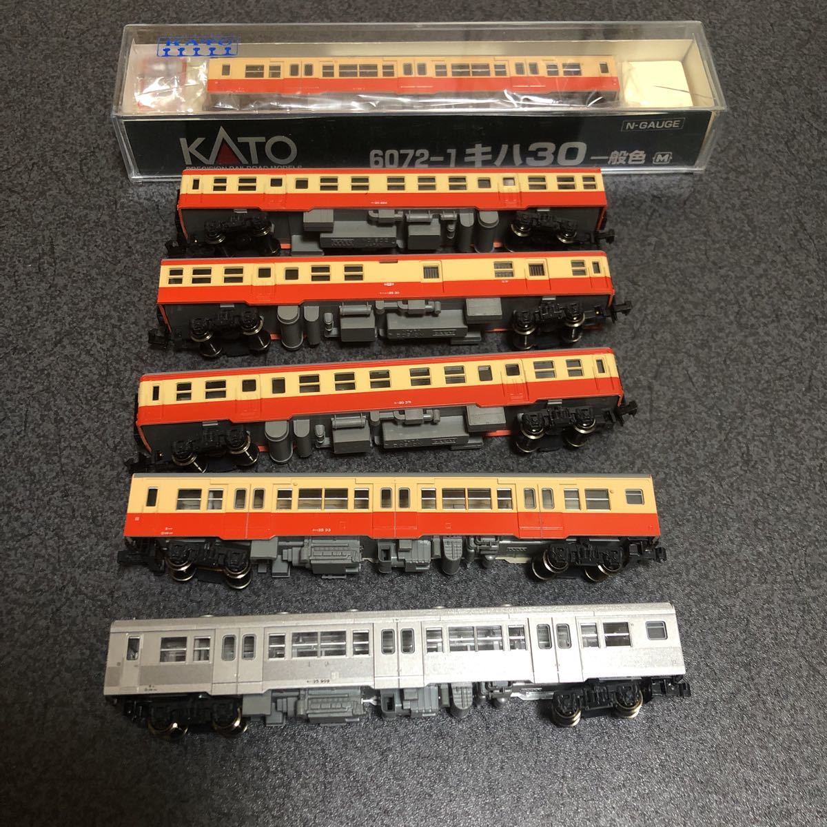 KATO キハ35 KATO キハ35 2両 一般色 MとT の2両