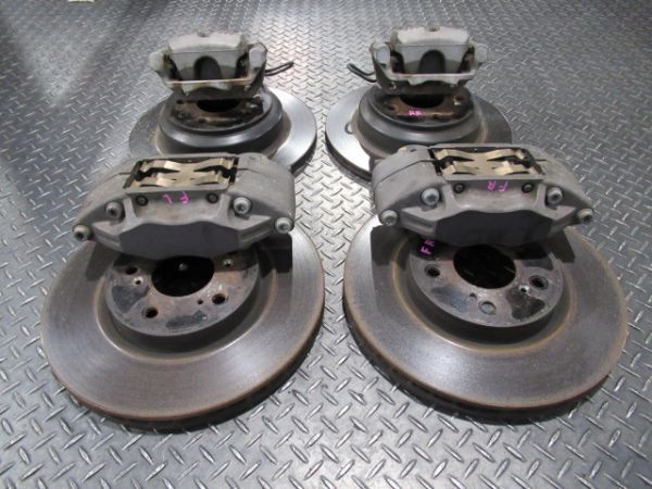 2025，大得価25346 KB2 レジェンド H21/5年式 純正 4POT キャリパー ローター 1台分セット 流用加工等に(ブレーキキャリパー)｜売買されたオークション情報、yahooの商品情報をアーカイブ公開 - オークファン ブレーキキャリパー