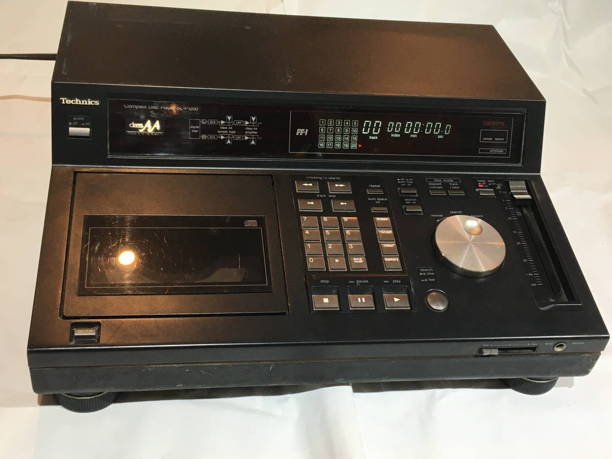 Technics SL-P1200 通電確認済 CDプレーヤー テクニクス