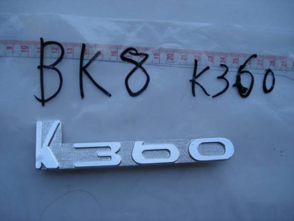 【超激レア】マツダ k360 エンブレム 古い自動車 マツダ ” K360 中古エンブレム ” BK8(自動車)｜売買された