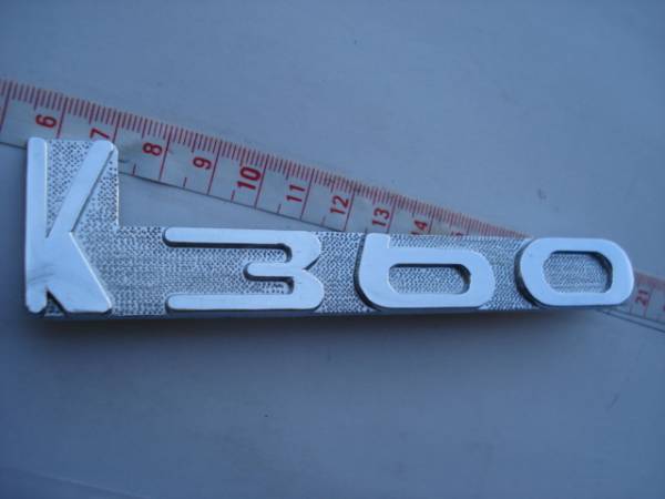 【超激レア】マツダ k360 エンブレム 古い自動車 マツダ ” K360 中古エンブレム ” BK8(自動車)｜売買された