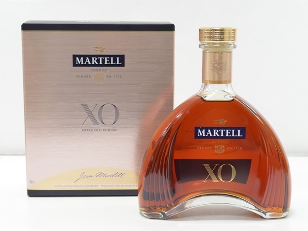 マーテル XO エクストラ オールド 700ml 40％ 箱付き コニャック ho-1