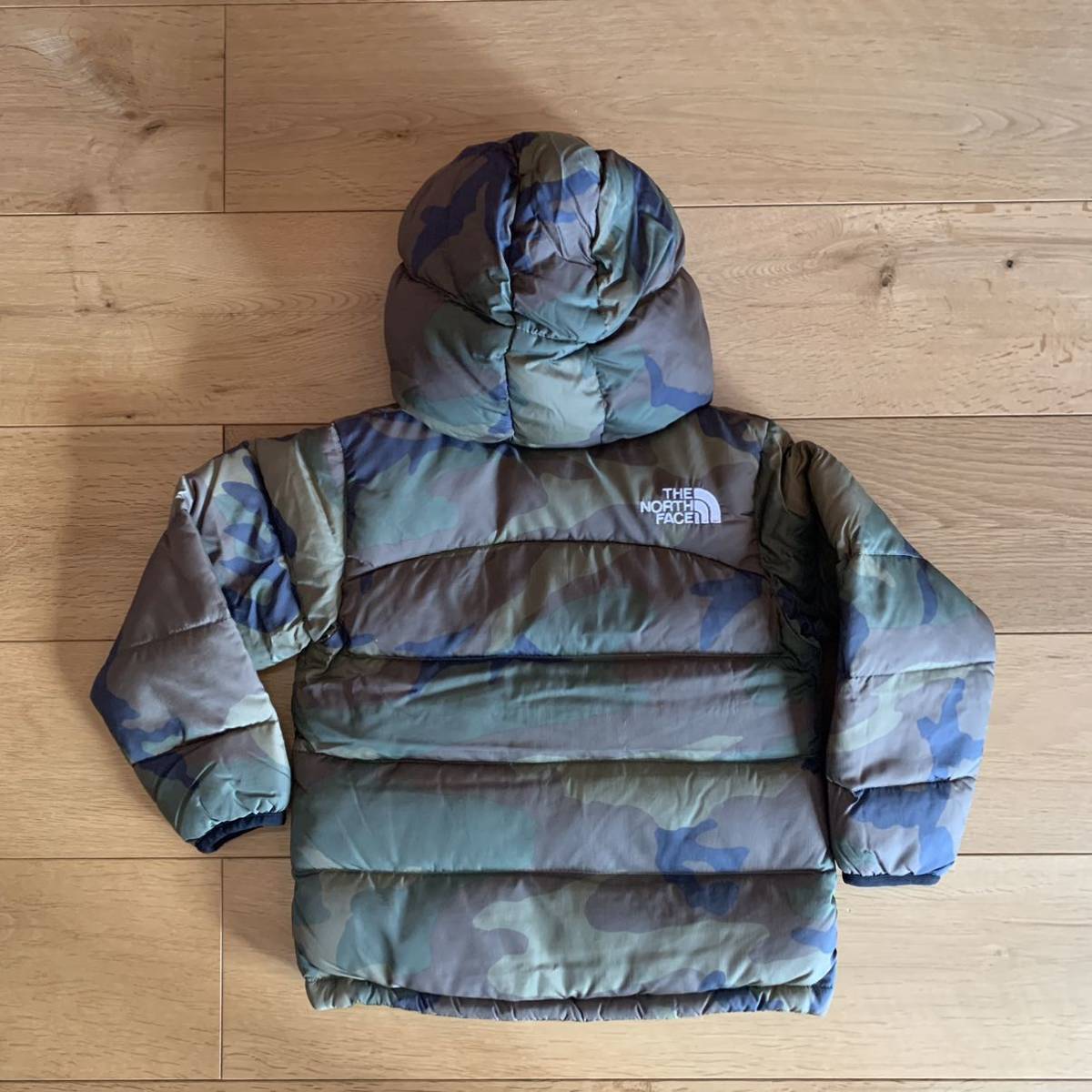 THE NORTH FACE 子供ダウンジャケット 120 迷彩 THE NORTH FACE