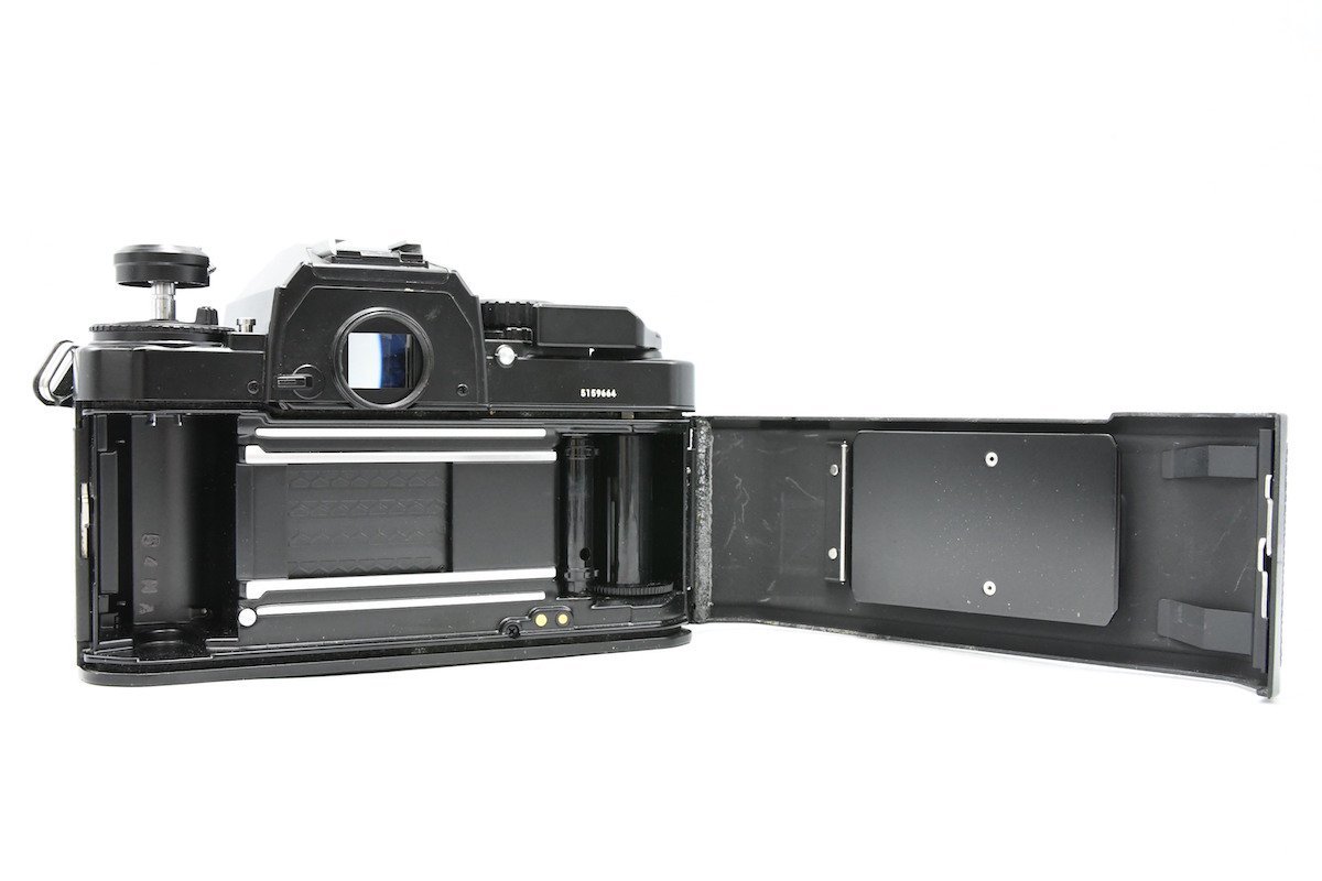 ◇ Niko ニコン FA + AI-S Zoom-NIKKOR 35-105mm F3.5-4.5 MF一眼