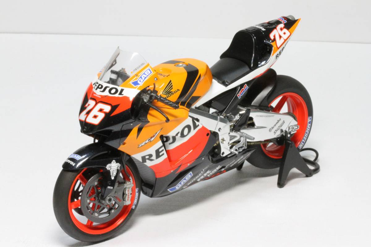 タミヤ✨️Honda キャメル、ＲC211V✨️完成品✨️1/１2 タミヤ 1／12 レプソルHONDA RC211V'06