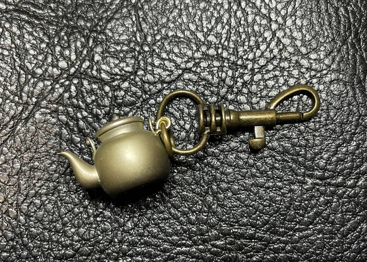 タイムスリップグリコ　やかん！！自作キーホルダー！！送料無料！！グリコ　鉄人　レトロ　昭和_1