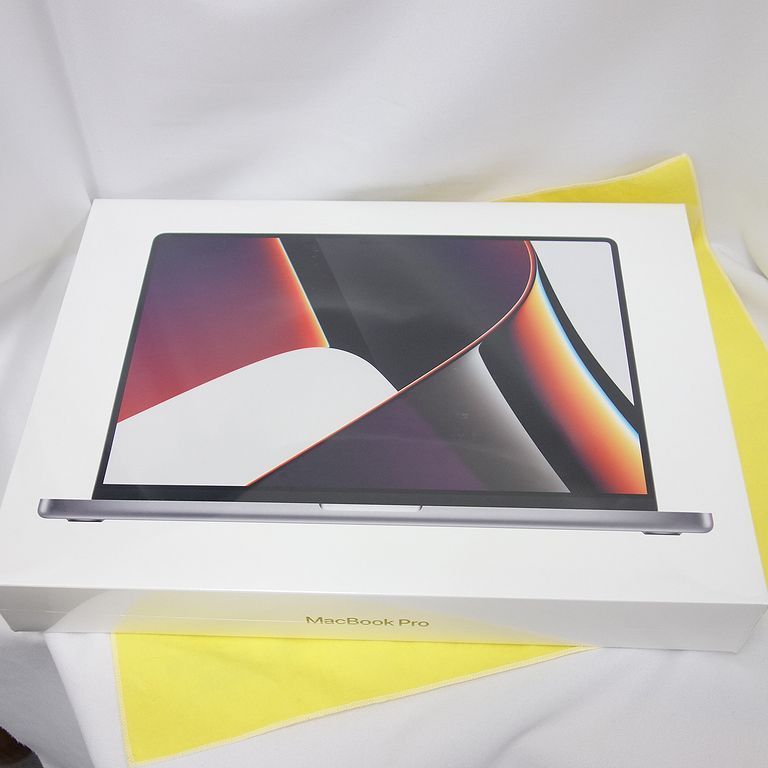 新品 未開封 大容量4TB MacBook Pro 2021 16インチ M1MAX 64GB /10C 