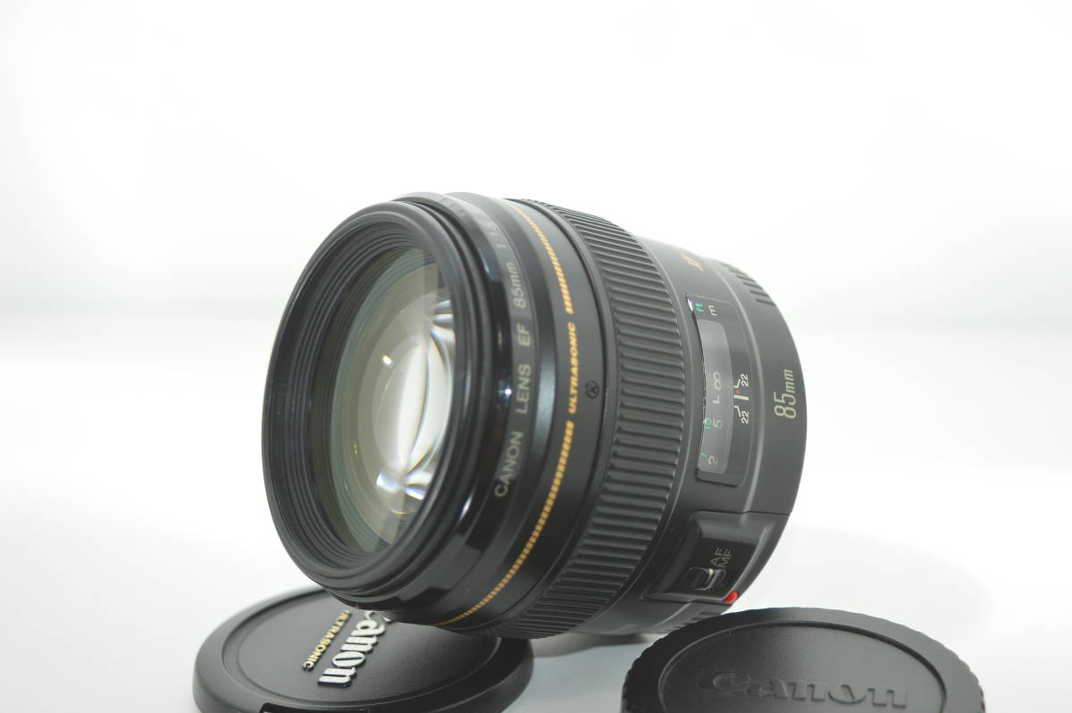 Canon 85mm USM #4233 ☆並品☆Canon usmの中古品・新品 ★並品★ CANON キャノン EF 85ｍｍ F1.8 USM