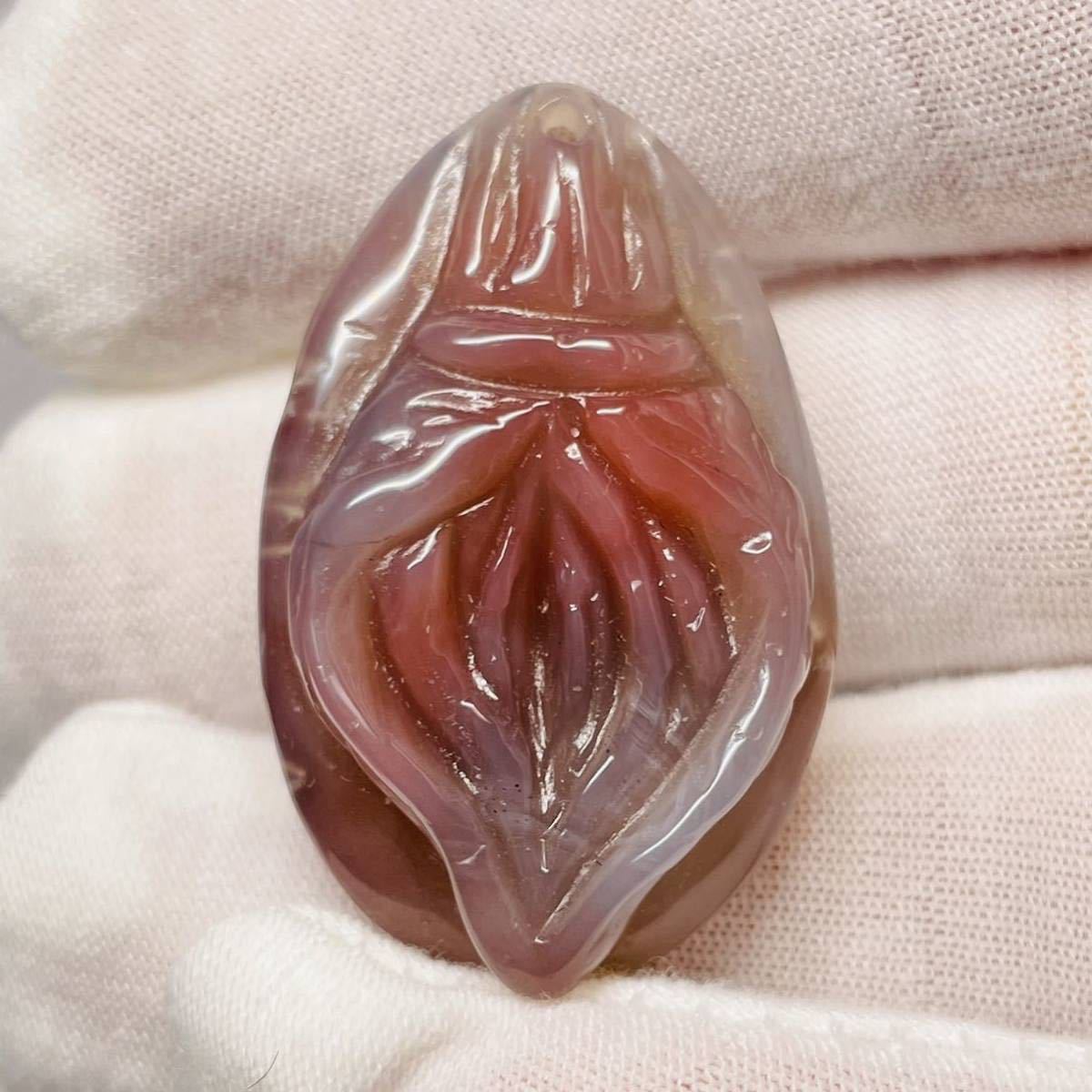 天然瑪瑙 メノウ彫刻 半貴石 女性器 半宝石 提げ物 ヌード 女陰 根付 売買されたオークション情報 Yahooの商品情報をアーカイブ公開 オークファン Aucfan Com
