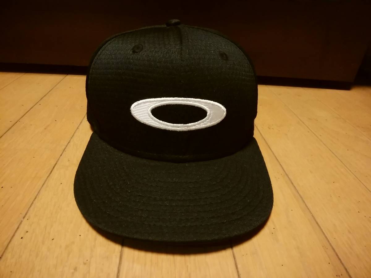人気，爆買い NEW ERA ニューエラ&times;OAKLEY オークリー 刺繍入りベースボールキャップ 限定コラボモデル アイテム(ニューエラ)｜売買されたオークション情報、yahooの商品情報をアーカイブ公開 - オークフ ニューエラ