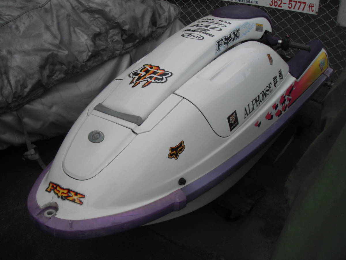 KAWASAKI SANEI｜デザイン ⁄ 船舶免許の取得・新艇中古艇販売 