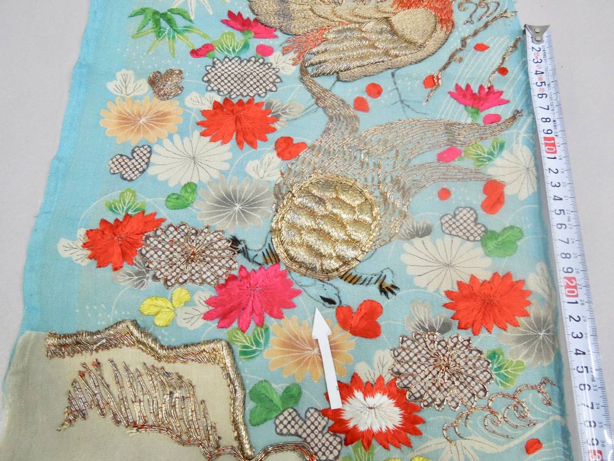 絹織物 古布 古裂 No256 江戸縮緬 刺繍裂 手刺繍多色 おめでた図柄 古
