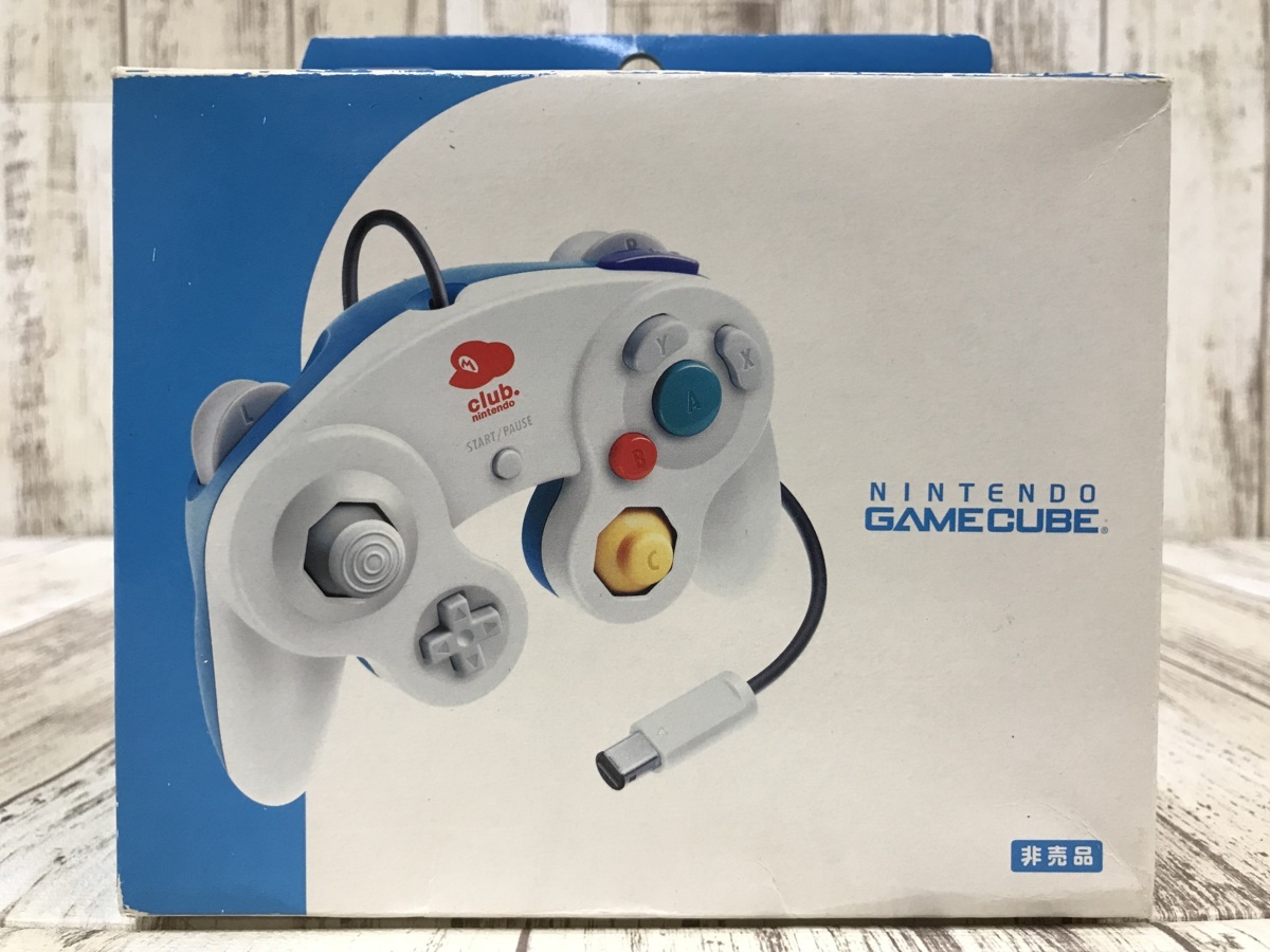 新品未開封】クラブニンテンドーオリジナルデザインコントローラー 2種