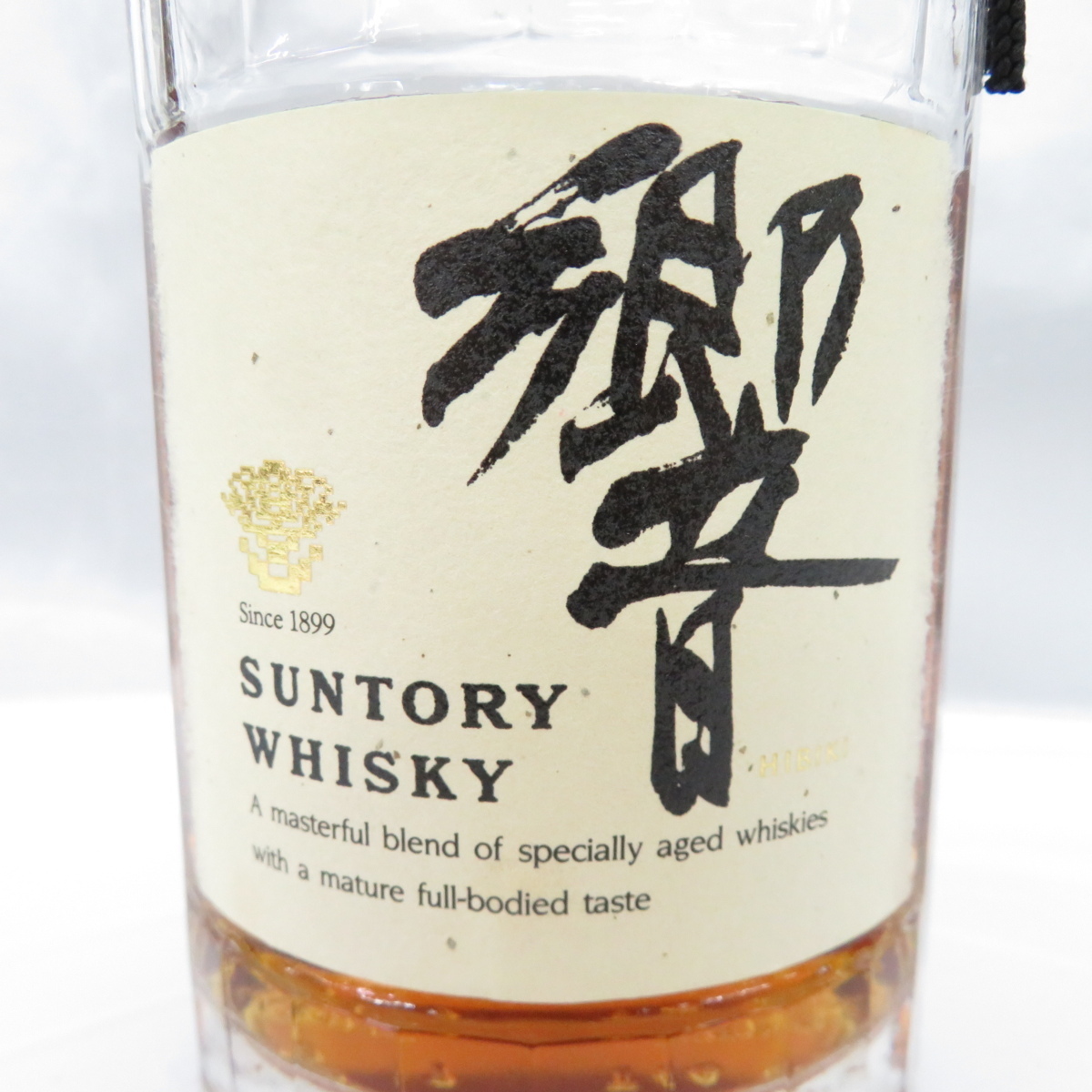 響「HIBIKI」ノンエイジ 金キャップ 裏ゴールドラベル 750ml 響