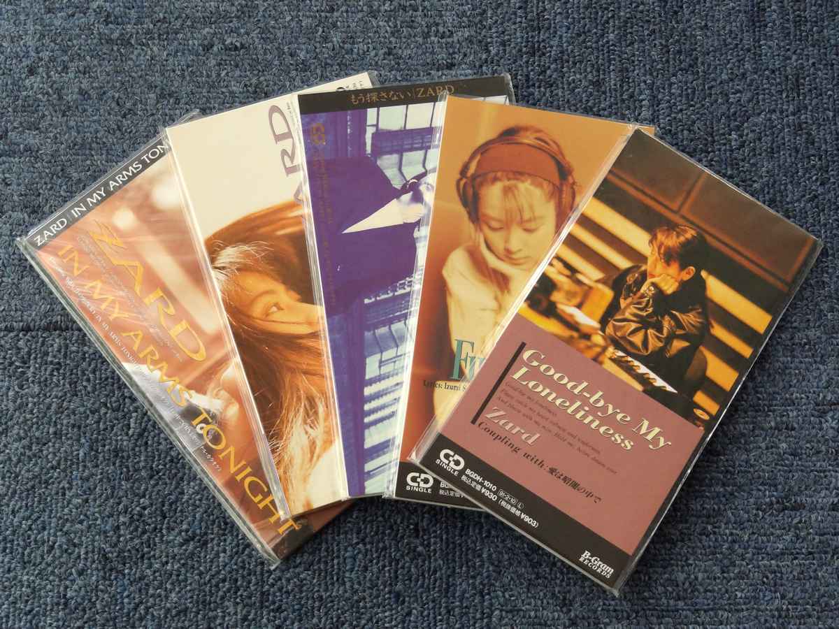 【全国無料，大得価】 ZARD 8cmシングルCD 全部 37枚(ZARD)｜売買されたオークション情報、yahooの商品情報をアーカイブ公開 - オークファン さ行