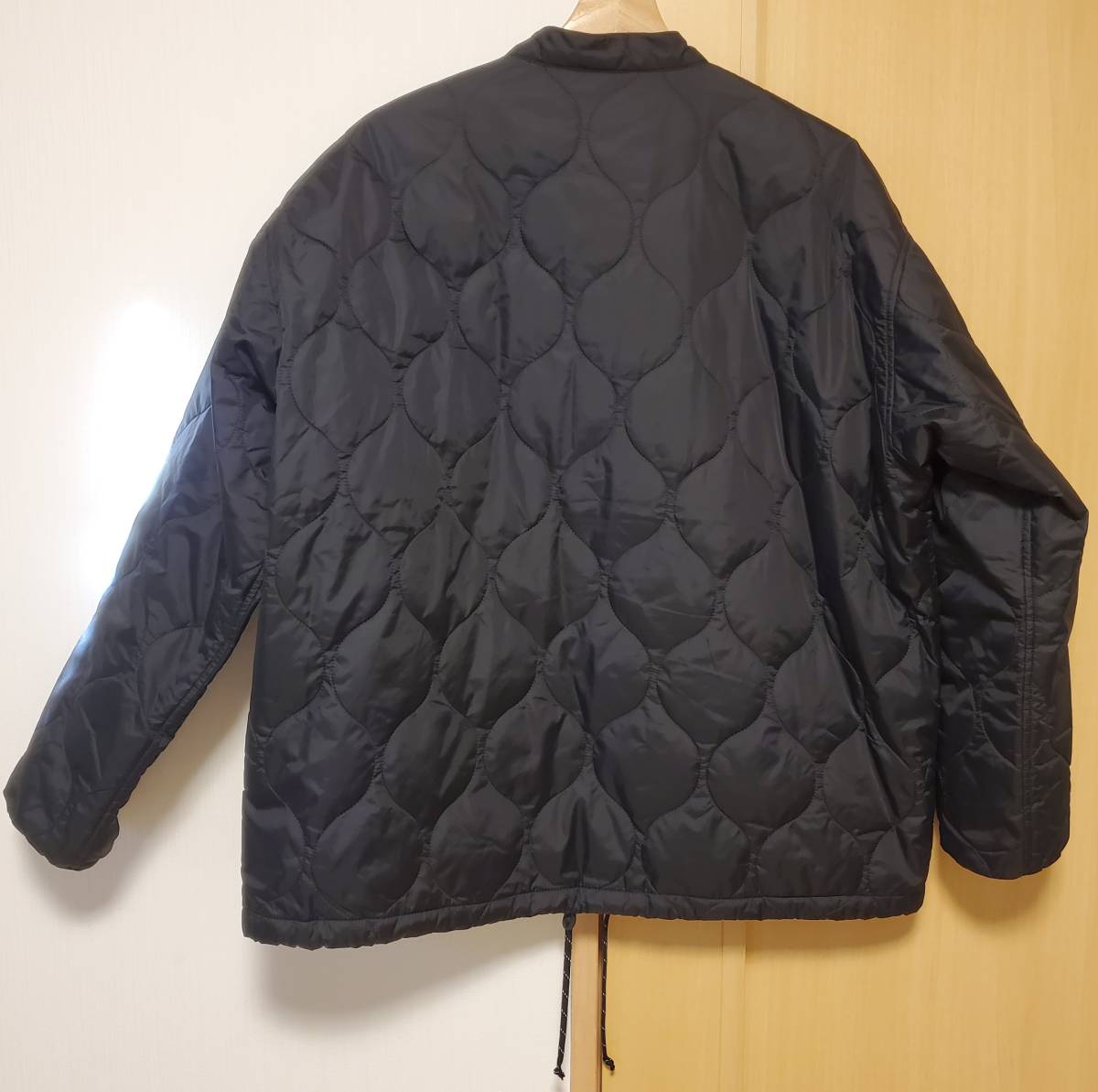 KELTY×FREAK'S FREAK'S STORE 別注 - STORE&frasl;ケルティ 限定展開 STORE（フリークスストア）の「WEB限定KELTY×FREAK'S キルティング 高 品質ファッション STORE（フリークスストア）の「WEB限定 STOREワンポイント STORE（フリークスストア）の「限定展開 ワンポイント キルティングハーフジップトレー