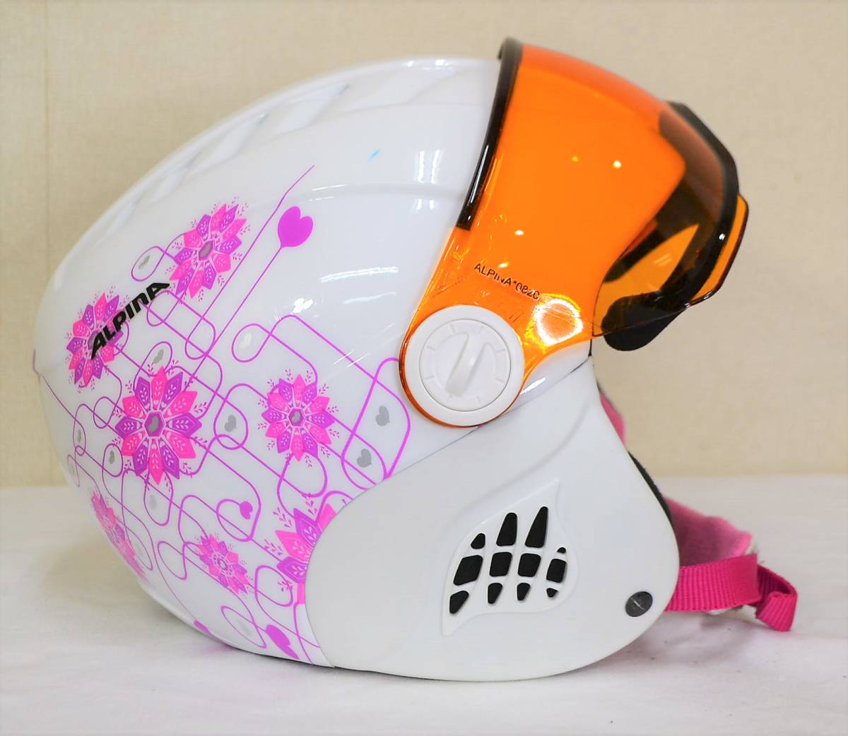 ALPINA CARAT VISOR フルフェイスヘルメット　54-58cm 54-58cm ALPINA CARAT VISOR アルピナ ヘルメット バイザー付き スキー