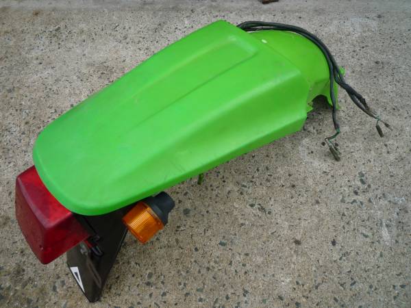 KDX125SR リアフェンダー テールランプ ウインカー。(リア)｜売買され 