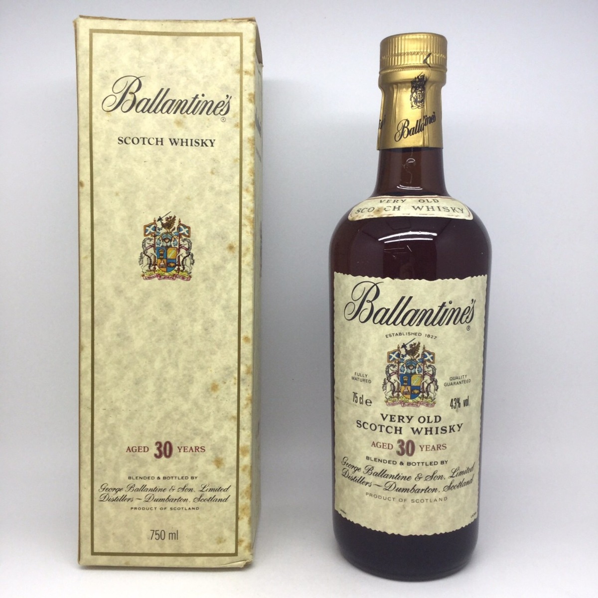 【未開栓】バランタイン 30年 ベリーオールド 750ml 43% 箱付き 未開栓 バランタイン 30年 ベリーオールド 箱付 750ml 43％【ダメージ