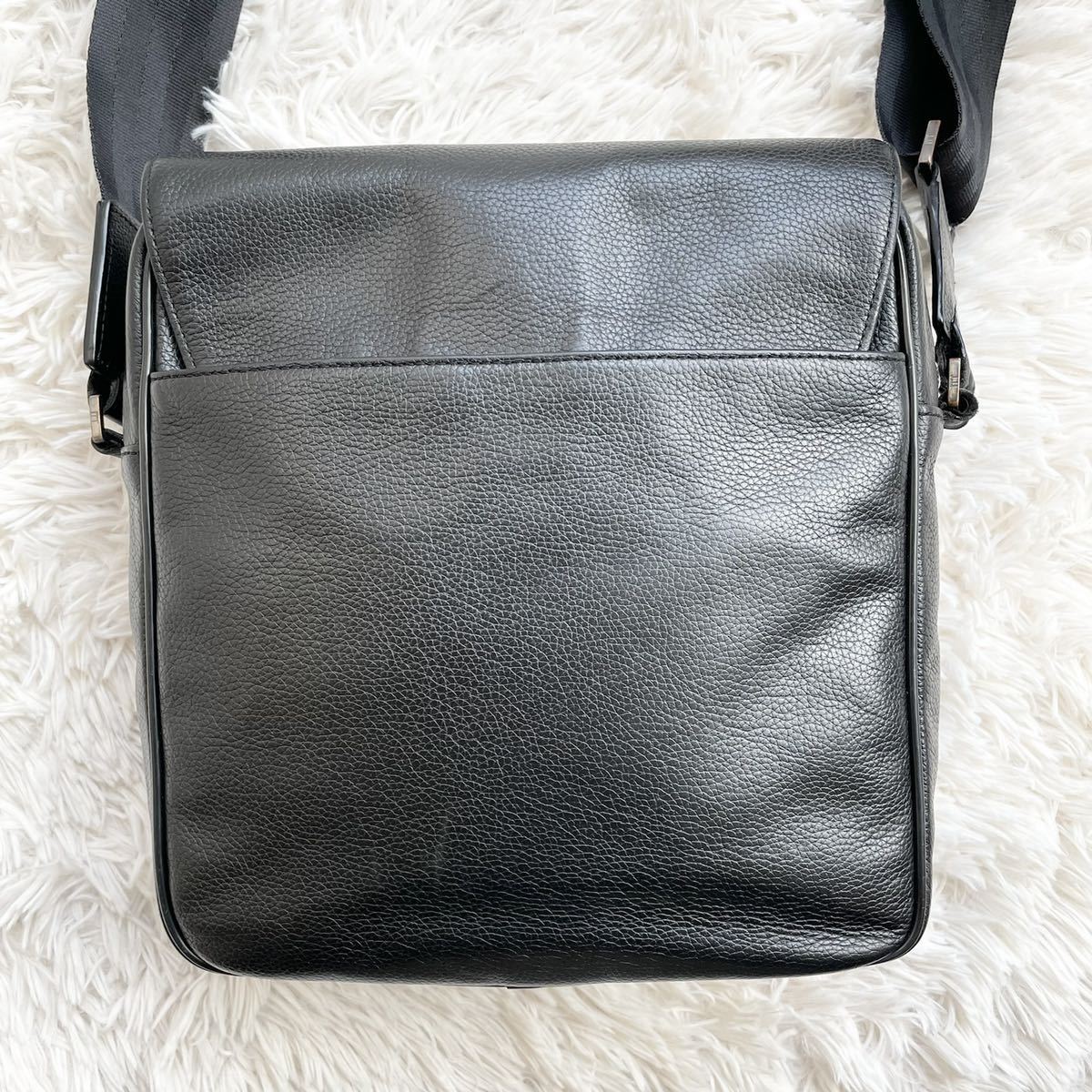 美品【魅せる紳士の風格】dunhill ダンヒル オールレザー ショルダー 