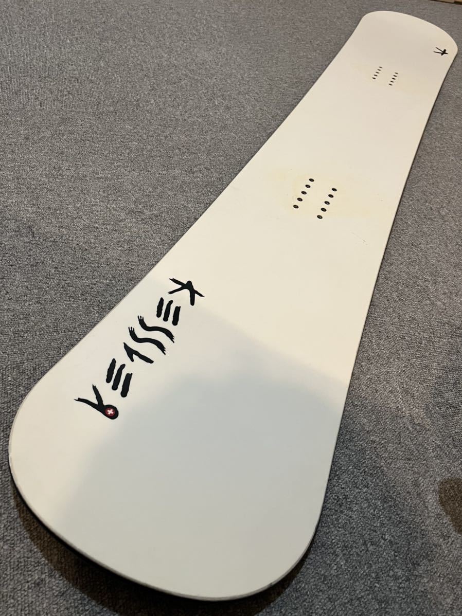 KESSLER スノーボード 黒154cm 右側のボード ケスラー スノーボード ザ・クロス The cross 163 チタンモデル