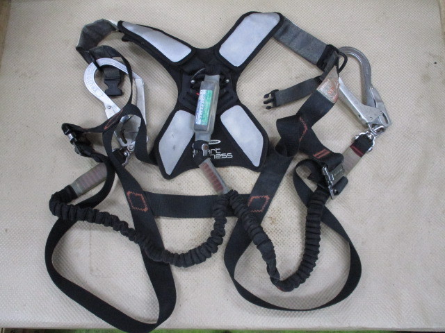 中古品　ツヨロン　スマートハーネス　安全帯　サイズ不明　こ-46
