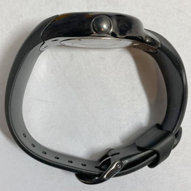 NN0707 077 中古品 稼働品 OAKLEY オークリー CRUSH 2.0 腕時計 メンズ 