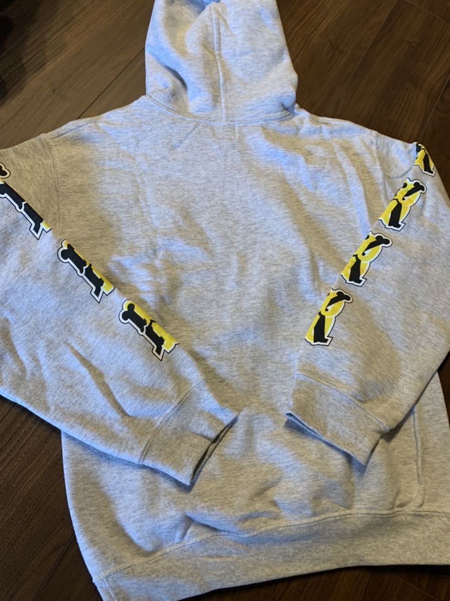 山本 KID セットアップ KRAZY BEE crew パーカー パンツ 灰色 2026年最新クレイジービー パーカーの人気アイテム - メルカリ KRAZY