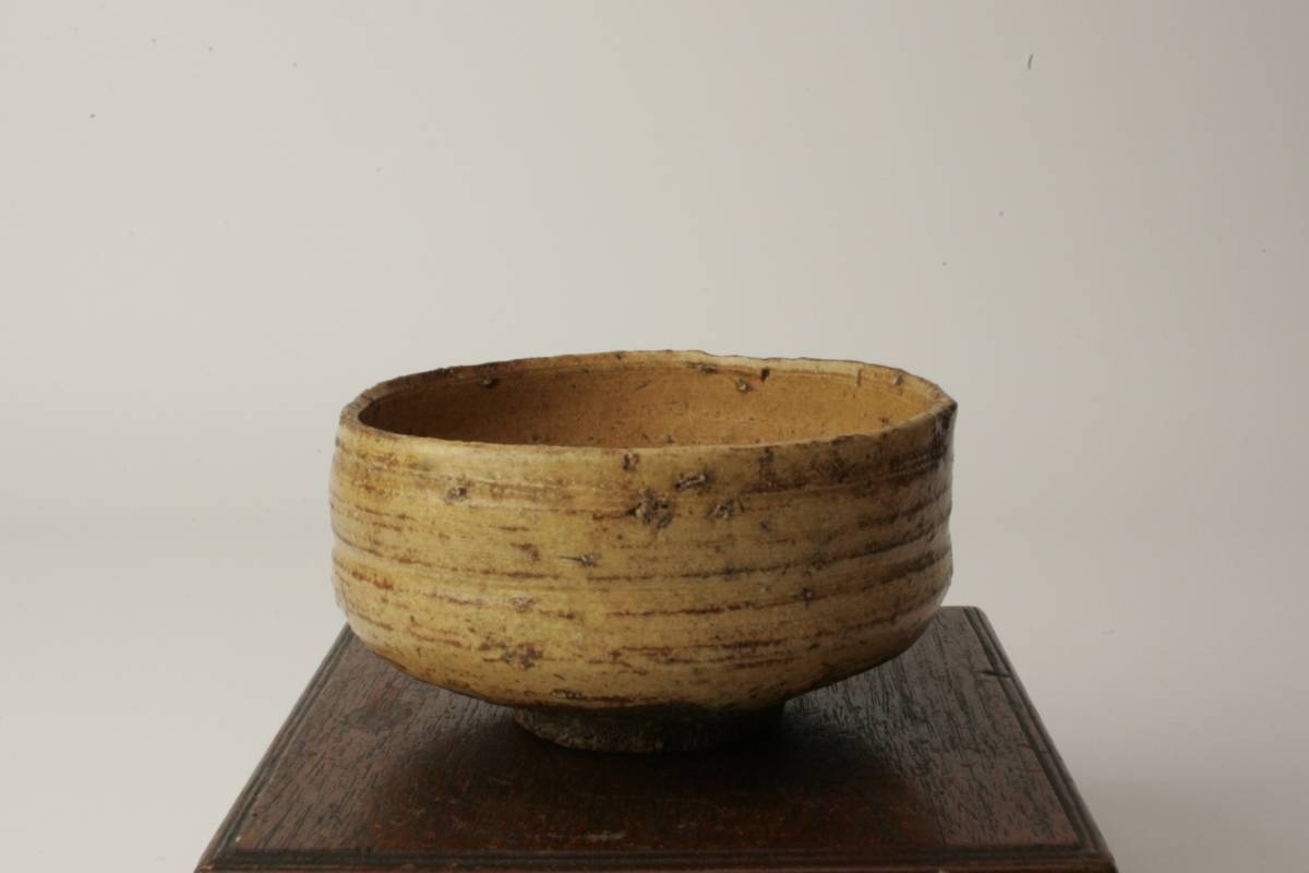 伊羅保 茶碗 裏千家十五代 鵬雲斎 書付箱 美品 検/高麗茶碗,李朝 茶碗