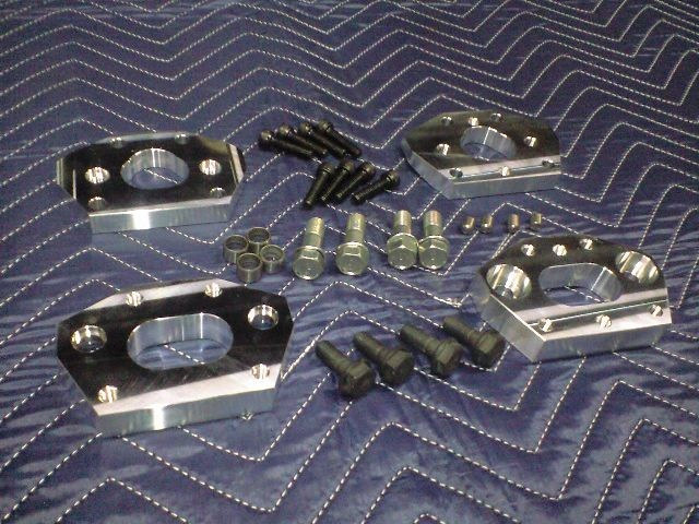 KP61スターレットにAE86用ストラットをボルトオン装着できるアダプター
