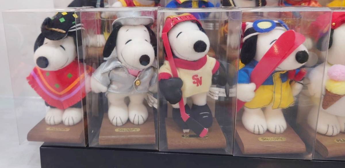 r0 未開封 SNOOPY ヌーピー ミニドールシリーズ 26個セット ぬいぐるみ 