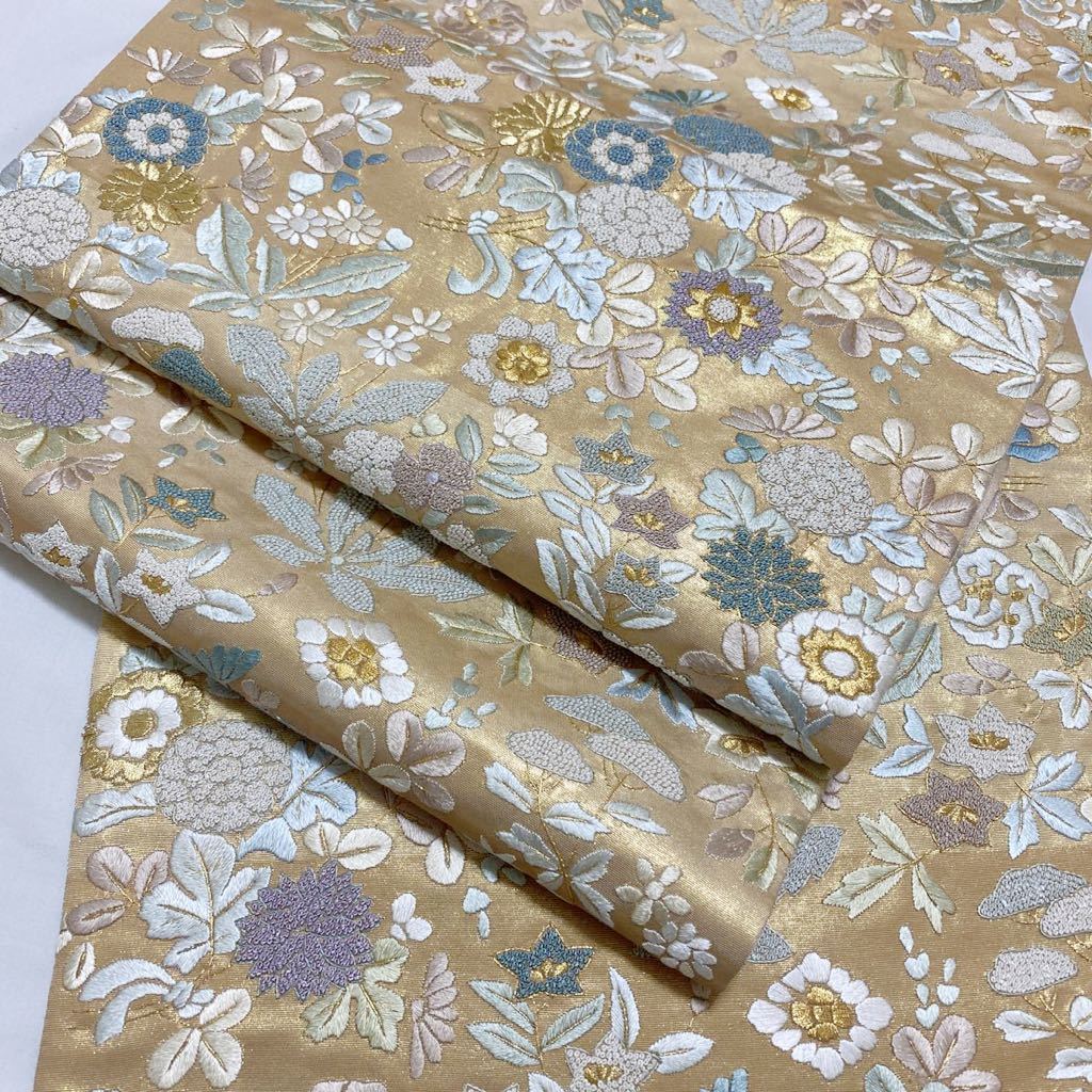 着物月花 総刺繍 相良刺繍 蘇州刺繍 引箔 品のある小花の袋帯 六通柄 