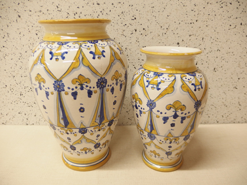 0120131w【DIPINTO A MANO DERUTA 陶器製花瓶 2点セット】海外工芸品