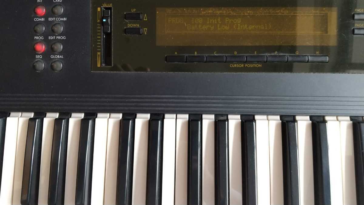 KORG M1 MUSIC Workstation コルグ ミュージックワークステーション