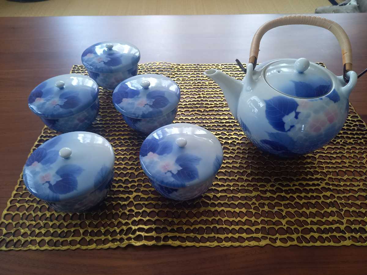  あじさい 紫陽花 深川製磁 陶器 茶器6点セット 蓋付き湯呑 急須 宮内庁御用達(深川製磁)｜売買されたオークション情報、yahooの商品情報をアーカイブ公開 - オークファン 深川製磁