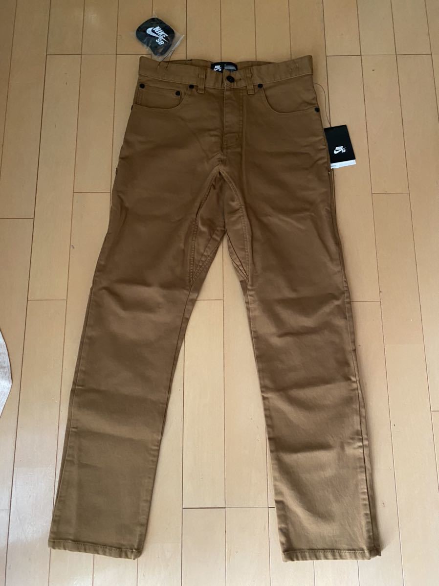 豊富な，格安 ダク付NIKE SB STRETCH PANTS ナイキ SBストレッチ チノパン Sサイズ ブラウン 28(その他)｜売買されたオークション情報、yahooの商品情報をアーカイブ公開 - オークファン 男性用