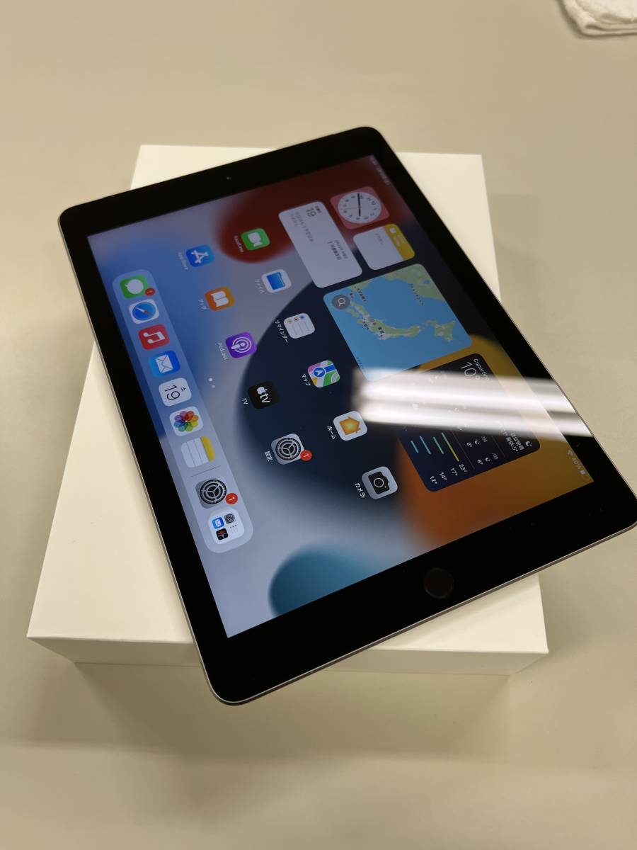 iPad 第6世代 128GB Wi-Fi cellular スペースグレー 付属品なし SIM