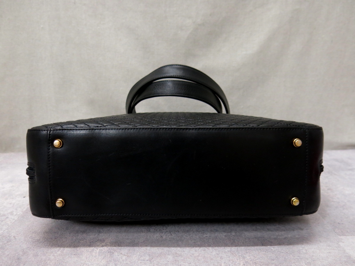 ○超美品○新品同様○BALLY バリー○キルティング ラム レザー 本革 