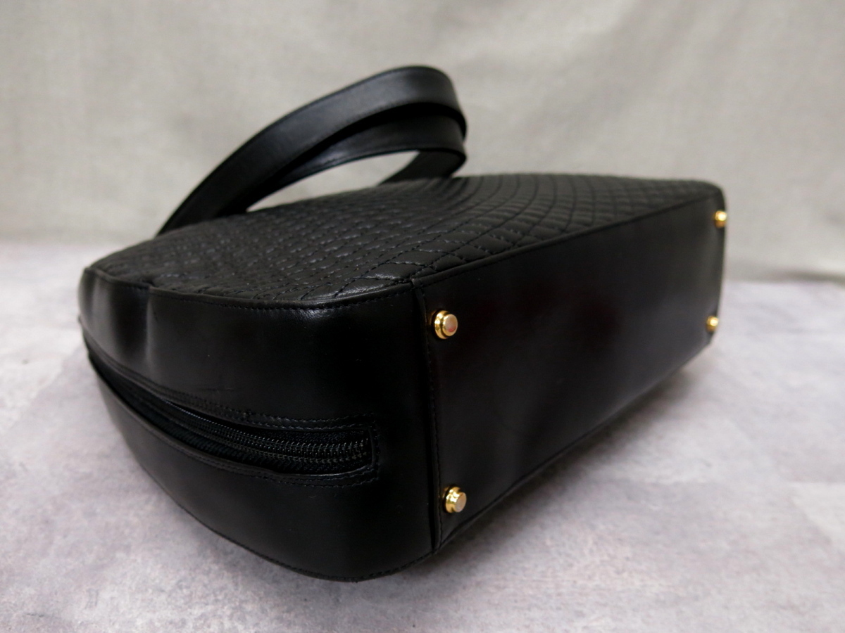 ○超美品○新品同様○BALLY バリー○キルティング ラム レザー 本革 